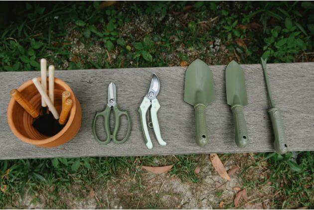 ferramentas de jardinagem